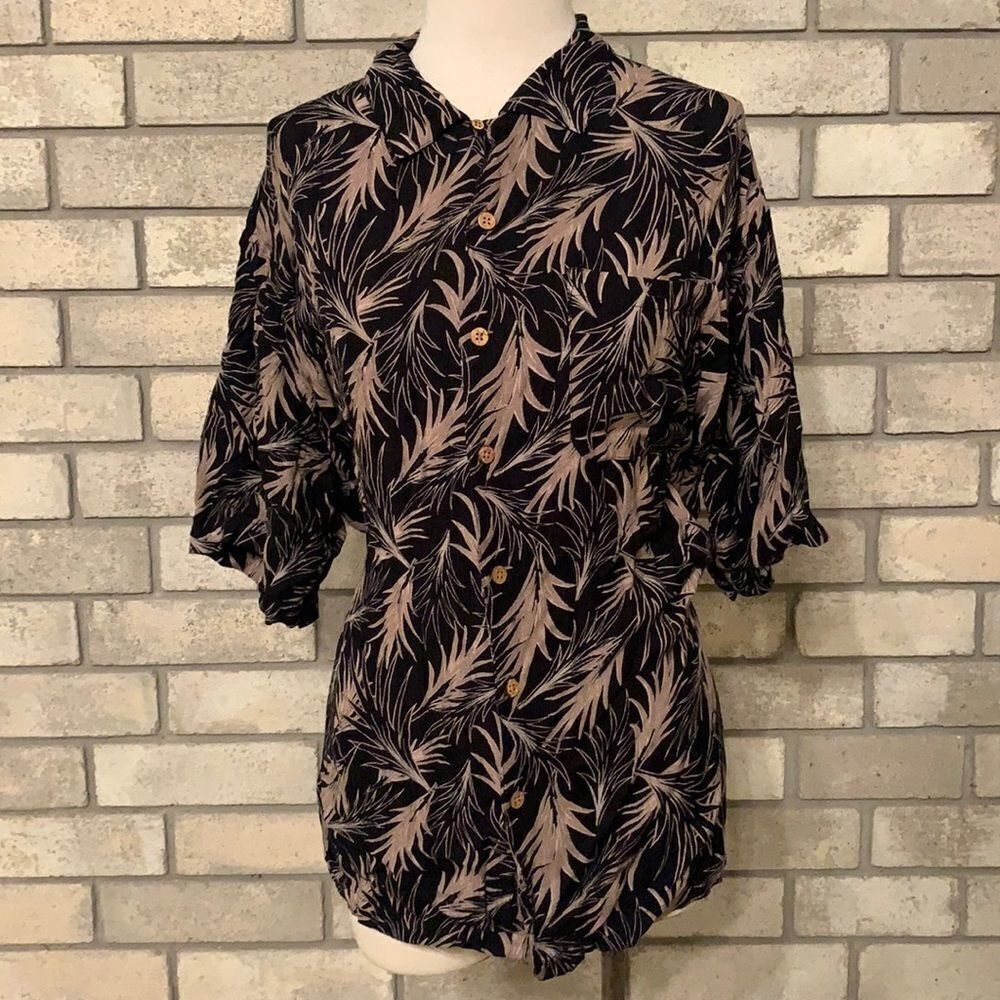 3for$20 button down blouse large